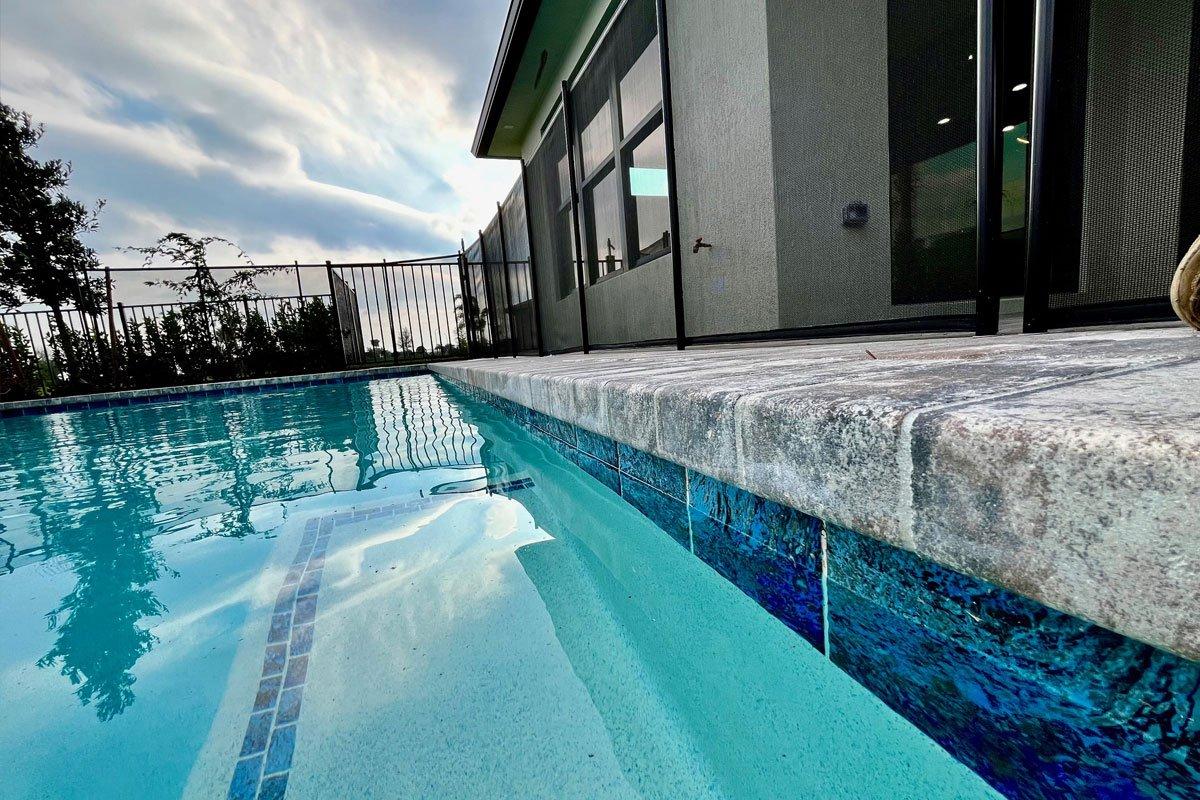 Contemporary Bullnose